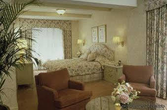 By Marriott Manhattan/ Midtown Eastside 4*